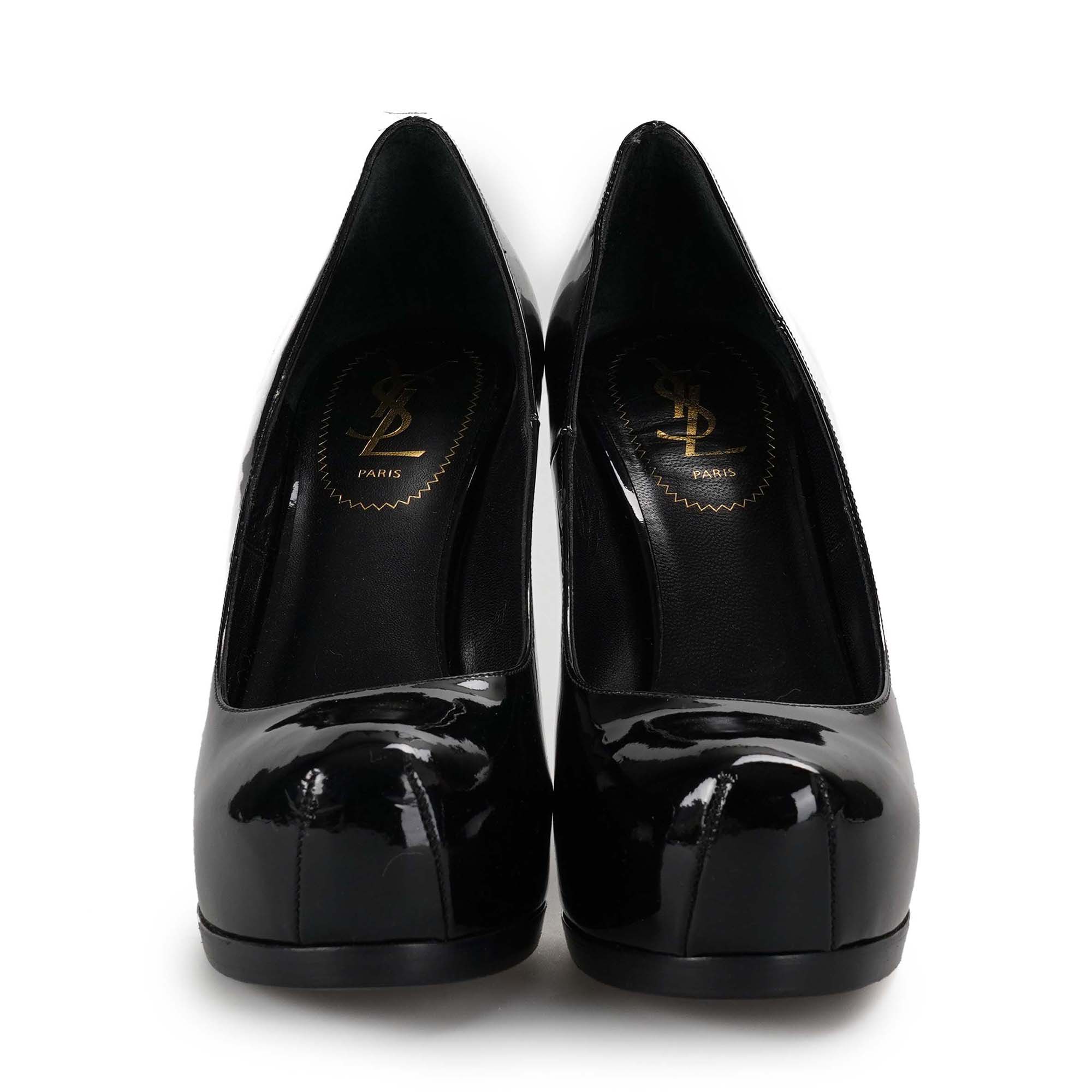 Yves Saint Laurent - Black Patent Leather Pumps